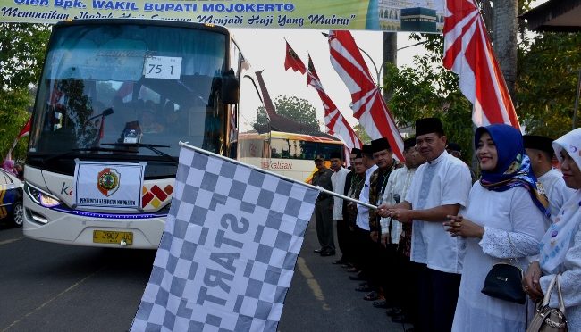 1.399 Jamaah Haji Kabupaten Mojokerto Berangkat ke Mekkah