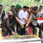 Dandim 0815 Mojokerto Pimpin Ziarah Di Makam Syuhada Kemerdekaan KH. Nawawi