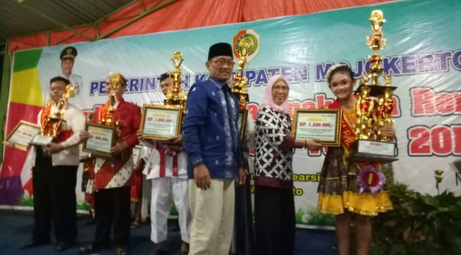 Pelajar SMAN 1 Sooko Terpilih Duta Baca Remaja 2018 Kab Mojokerto