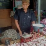 Jelang Perayaan Natal Harga Bawang Merah Tembus Rp 23 Ribu