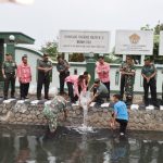 Korem 082/CPYJ, Tebar 1000 Ekor Ikan Nila Merah
