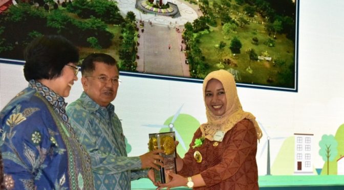 Kota Mojokerto Menerima Anugerah Adipura