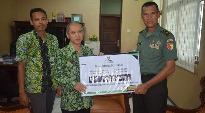 TMMD 104 Kodim Tuban Dapat Bantuan Dana Baznas Rp 50 Juta