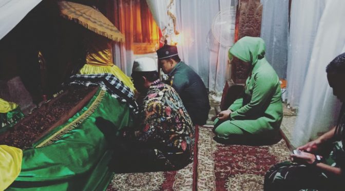 Danrem 082/CPYJ Ziarah Makam Sunan Drajat