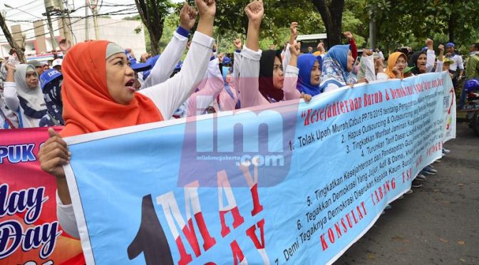Peringati Hari Buruh, Ini Aksi Buruh Metal Mojokerto