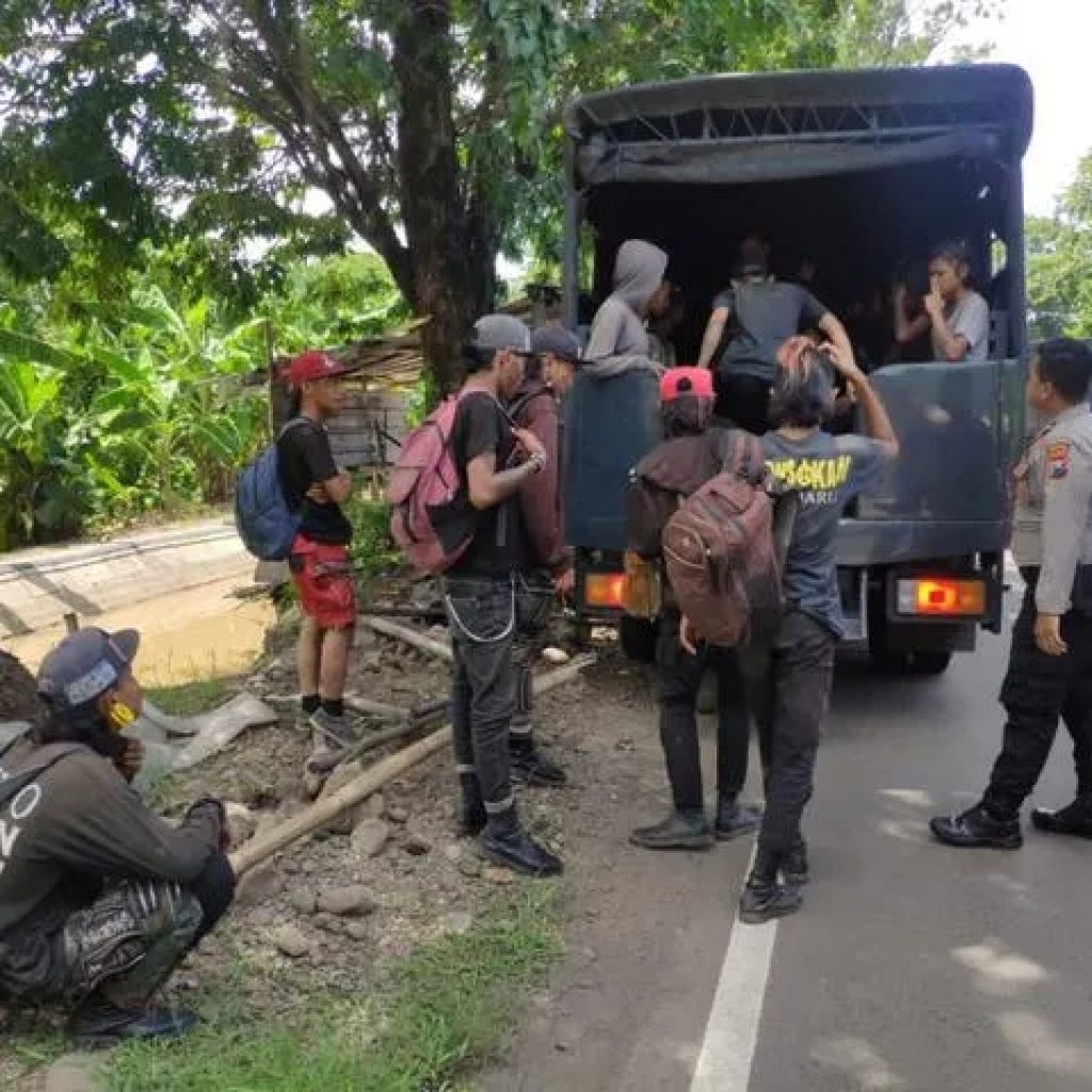 Polresta Mojokerto Amankan 16 Gepeng Dan Anak Punk