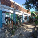 Satgas TMMD 107 Kodim 0815 Mojokerto Renovasi Musholla Dusun Dadapan