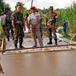 Jalan Usaha Tani Penghubung Dua Desa Dibangun Satgas TMMD Ke-107 Mojokerto