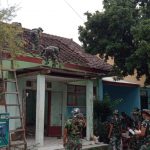 Perpustakaan SDN Mojolebak Direnovasi Satgas TMMD 107 Kodim 0815 Mojokerto