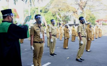 Pelantikan 216 PNS dan Fungsional Guru Kabupaten Mojokerto Patuhi Protokol Kesehatan Pelantikan 216 Pejabat Pemkab Mojokerto Patuhi Protokol Kesehatan