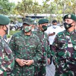 Pangkostrad Kunjungi Yonif Para Raider 503/MK dan Pabrik Keramik