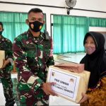 Kodim 0811 Tuban Bagikan 550 Paket Sembako untuk Kaum Dhuafa dan Warakawuri