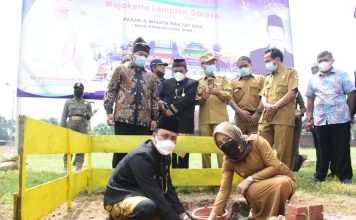 Pasar MKP Pacet Disulap Jadi Wisata Lampion