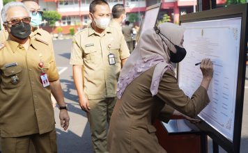 Patahkan Stigma Negatif, ASN Pemkab Mojokerto Tandatangani Pakta Integritas