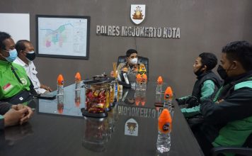 Kapolresta Mojokerto Izinkan Ojol Lewat Pos Penyekatan