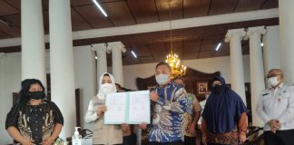 Pemkab Mojokerto Terima Bantuan CSR Penanggulangan Covid-19