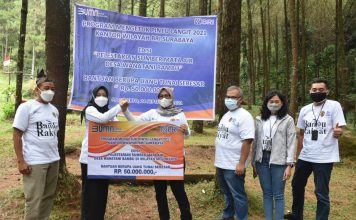 Bupati Ikfina Minta Pemanfaatan Produktif Hutan Bambu Claket