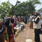 Bupati Ikfina Distribusikan Air Bersih dan Sembako di Kunjorowesi