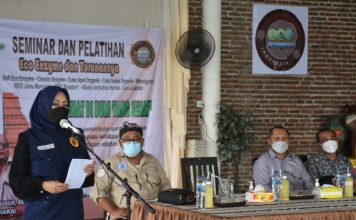 Bupati Ikfina Dorong Pemanfaatan Sampah Organik Rumah Tangga dengan Eco Enzyme