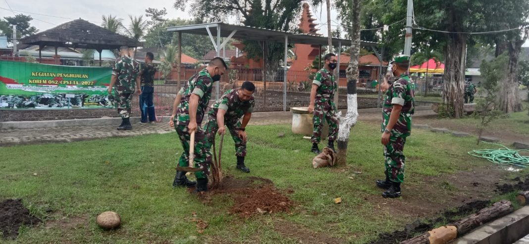 Melestarikan Lingkungan Pendopo Agung Trowulan Korem 082 