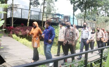 Manfaatkan Hutan untuk Ekonomi Masyarakat, Pemkab Mojokerto Teken Kesepakatan dengan Perhutani