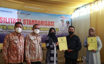 60 IKM Mamin di Mojokerto Terima Sertifikat Merek Dagang