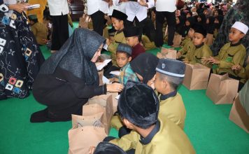 197 Anak Yatim di Kecamatan Gondang Dapat Santunan dari Pemkab Mojokerto