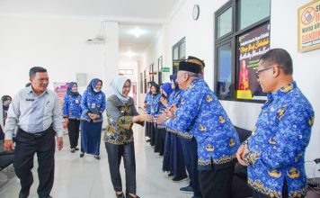 Ning Ita Berikan Tiket Emas untuk Siswa-Siswi Penghafal Al Qur’an