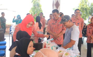 Bantuan CPP Kabupaten Mojokerto, 531 Warga di Empat Kecamatan Terima 5.310 Kg Beras