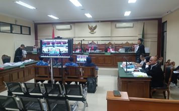 Kasus Dugaan Korupsi PDAM Sidoarjo, Keterangan Saksi Sudutkan 3 Terdakwa Suasana persidangan di Pengadilan Tipikor Sidoarjo. IM.com/Addy/