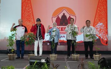 Pembukaan Rapat Kerja Nasional (Rakernas) IMA bertajuk “Inclusive Immersive Marketing for Better Indonesia” di Ballroom Hotel Alana, Sleman, Yogyakarta, Sabtu (4/5/2024).