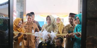 Bupati Mojokerto Ikfina Fahmawati meresmikan Posyandu Kenanten, Puri, Senin (3/6/2024). IM.com/Prayogi Waluyo/