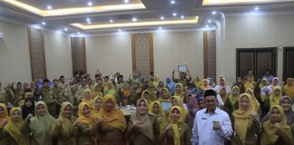 Pembinaan Kepsek dan guru pendamping UKS di Mojokerto.