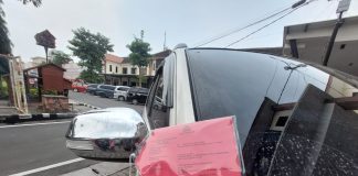 Barang bukti yang digunakan pasangan sejoli mengedarkan narkoba di Jombang. IM.com/Karimatul Maslahah/