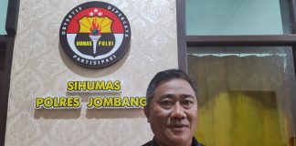 Kasihumas Polres Jombang, Iptu Kasnasin. IM.com/Karimatul Maslahah/