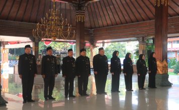 Pelantikan dua kepala dinas dan 7 jabatan fungsional di Pemkab Mojokerto.