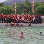 Kolam renang atas awan Desa Jembul, Kabupaten Mojokerto.