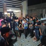 Jenazah Kapolsek Prajurit Kulon Kota Mojokerto, Kompol Maryoko saat akan dimakamkan. IM.com/Tyan/