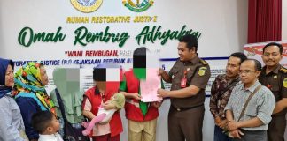 Restorative justice kasus pasangan kekasih di Surabaya pelaku pembuangan bayi.