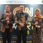 Pemkot Mojokerto menerima penghargaan CNN Awards 2024.