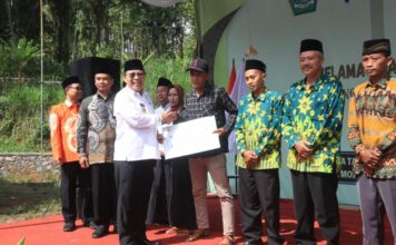 Peresmian kampung zakat di Mojokerto