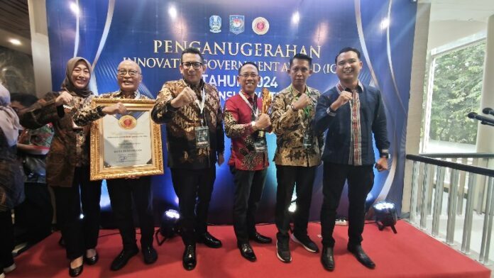 Pj Wali Kota Mojokerto M Ali Kuncoro saat mempertahankan predikat sebagai Kota Terinovatif se-Indonesia untuk yang ketiga kalinya secara berturut-turut, sejak tahun 2022.