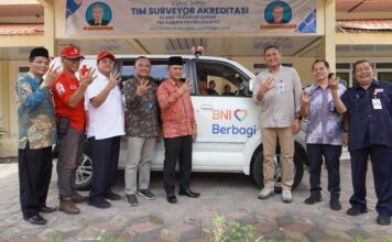 BNI Mojokerto Salurkan Bantuan Mobil Ambulans ke PMI Kabupaten Mojokerto