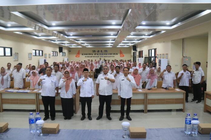 Insentif Guru dan pegawai tidak tetap