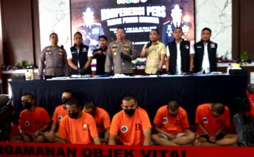 Ungkap kasus peredaran narkoba di Polres Mojokerto, Selasa (5/8/2025). IM.com/Karimatul Maslahah/
