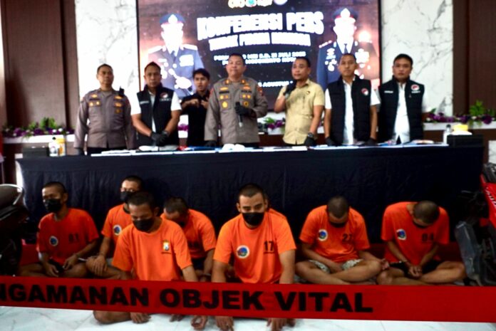 Ungkap kasus peredaran narkoba di Polres Mojokerto, Selasa (5/8/2025). IM.com/Karimatul Maslahah/