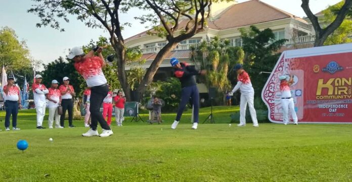 IMG-20250827-WA0000_11zon (1) Deklarasi Konkir Golf Community ditandai dengan menggelar turnamen terbuka di Bukit Golf Surabaya, Rabu (27/08/2025).