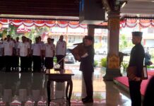 Bupati Mojokerto Muhammad Al Barra memimpin pelantikan 16 pejabat di pendapa GPM Mojokerto, Rabu (27/8/2025). IM.comKarimatul Maslahah/