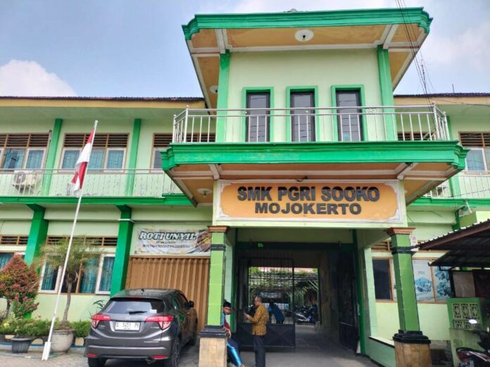 Halaman SMK PGRI Sooko Mojokerto, Senin (11/8/2025). IM.com/Karimatul Maslahah/ Deep Learning 8 Dimensi, Cara SMK PGRI Sooko Mojokerto Siapkan Lulusan Unggul