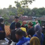 Tim forensik usai menemukan tulang kecil dari dalam gundukan tanah. IM com/Karimatul Maslahah/